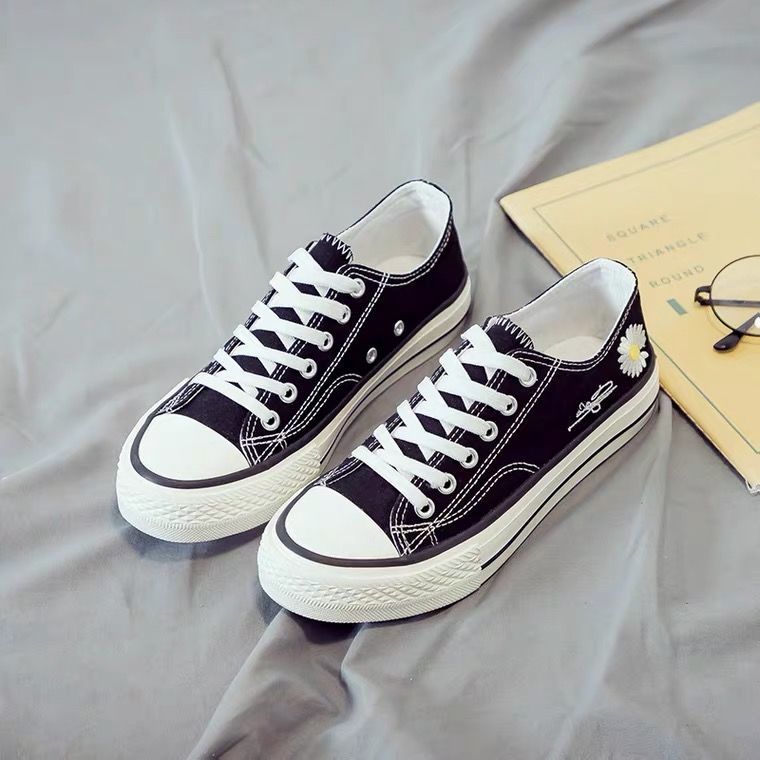 Женские кеды с вышивкой хризан – обзор и цена Embroidery Shoes