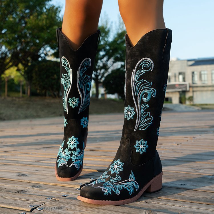 Женские ботинки в стиле ретро, – обзор и цена Embroidery On Leather