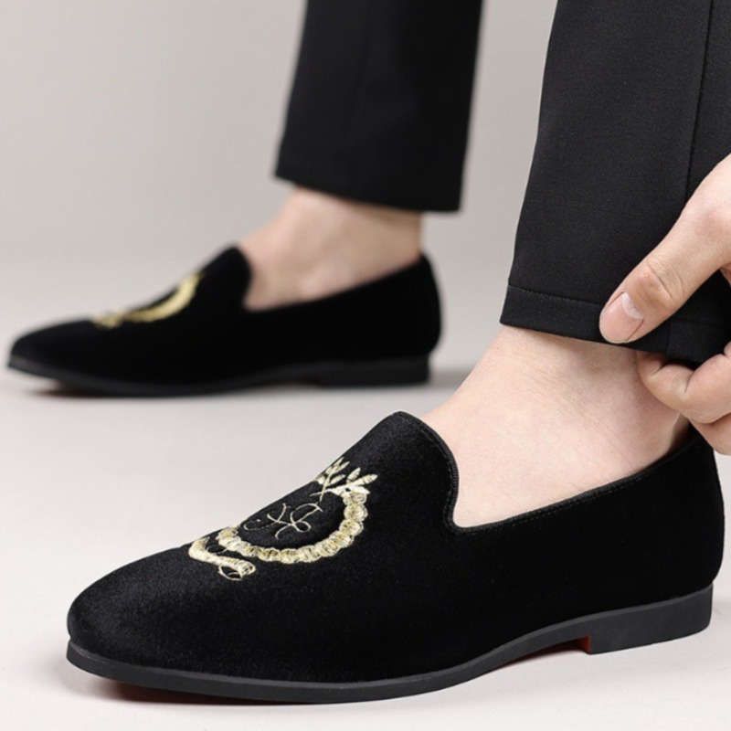 Роскошные дизайнерские лоферы, – обзор и цена Embroidery Wedding