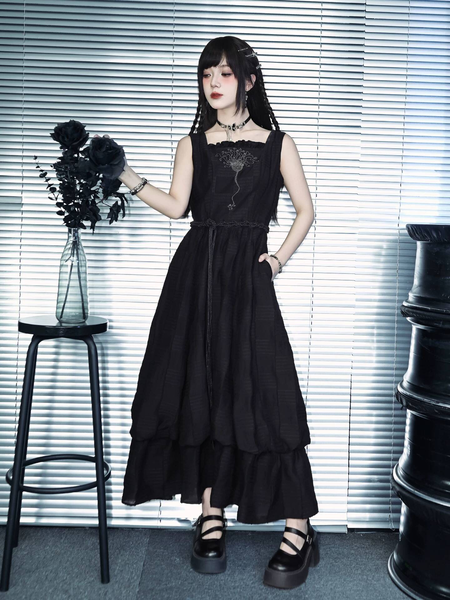 Новое черное двухслойное плать – обзор и цена Embroidery Skirt
