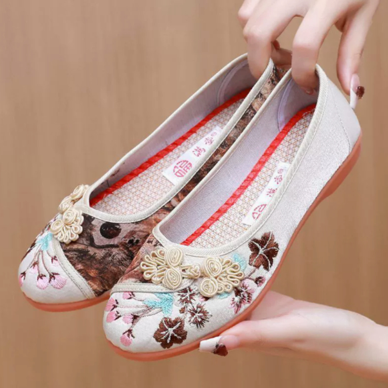 Женские парусиновые туфли в ки – обзор и цена Embroidery Shoes