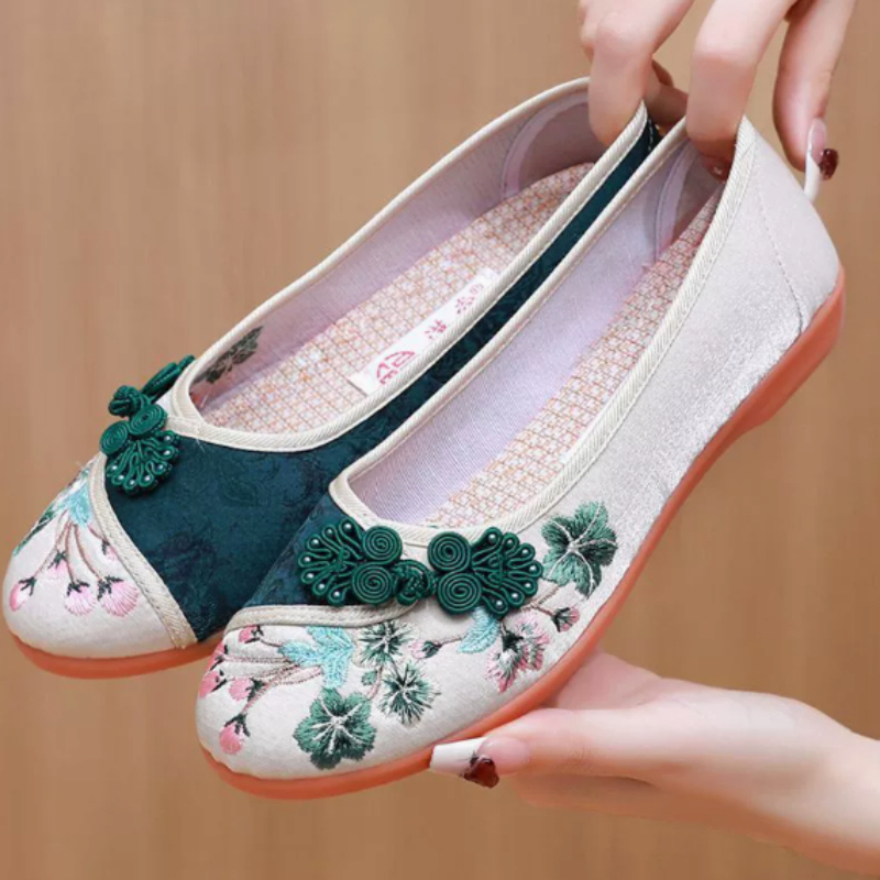 Женские парусиновые туфли в ки – обзор и цена Embroidery Shoes